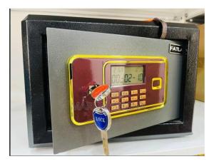 Fireproof Jewelry/Money Safe Locker Box 33kg With Alarm